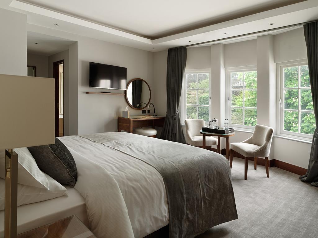 One Warwick Park Hotel Ройал-Танбридж-Уэльс Экстерьер фото