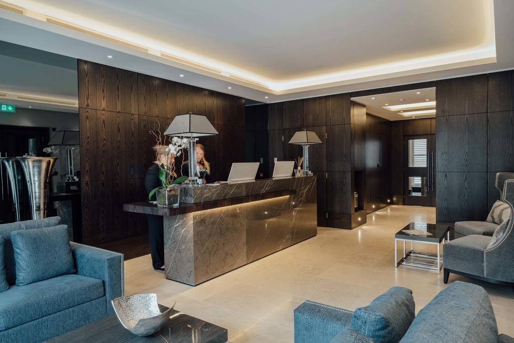 One Warwick Park Hotel Ройал-Танбридж-Уэльс Экстерьер фото