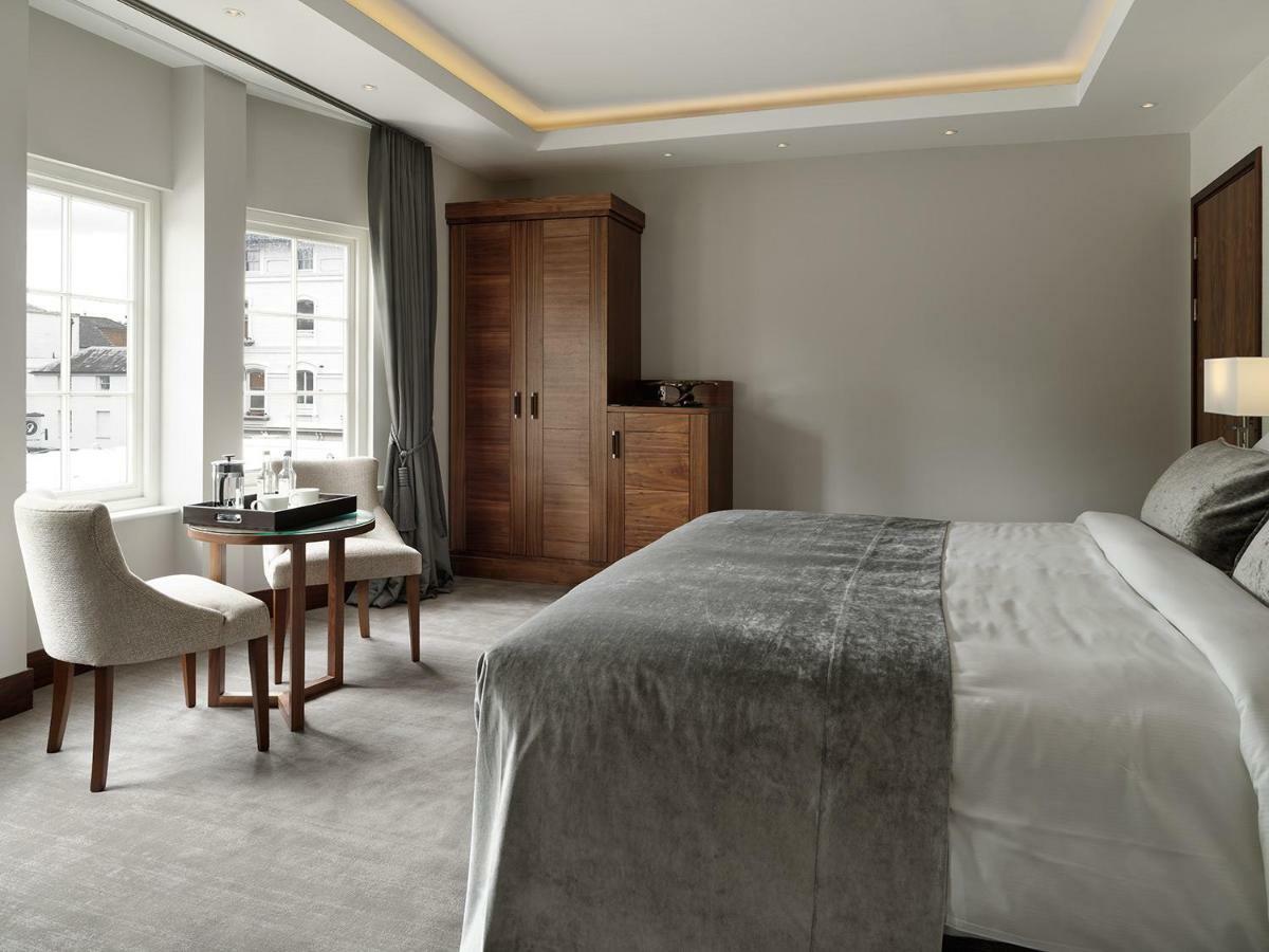One Warwick Park Hotel Ройал-Танбридж-Уэльс Экстерьер фото
